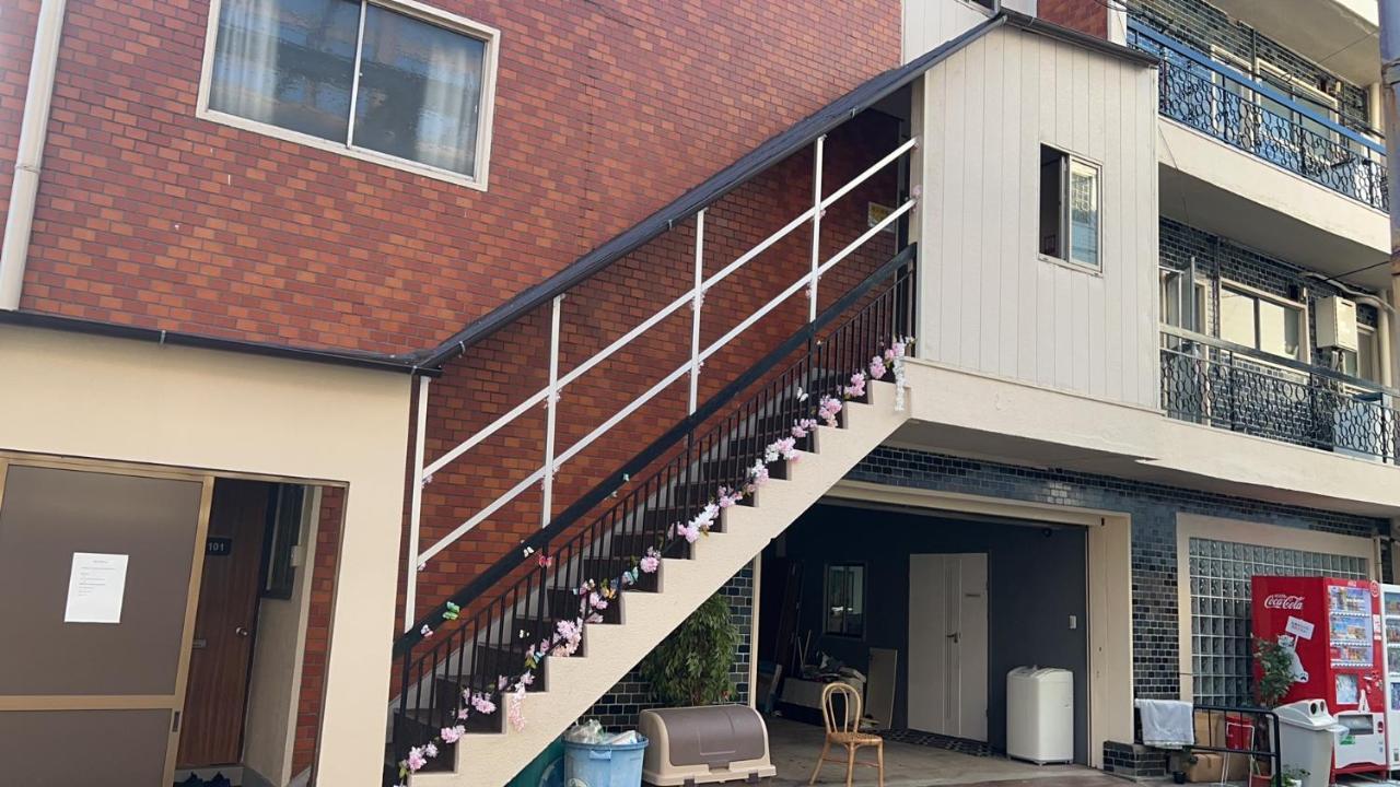 Nippori Osaka Nishi-Tengachaya Guesthouse西天下茶屋アパートメント Eksteriør billede
